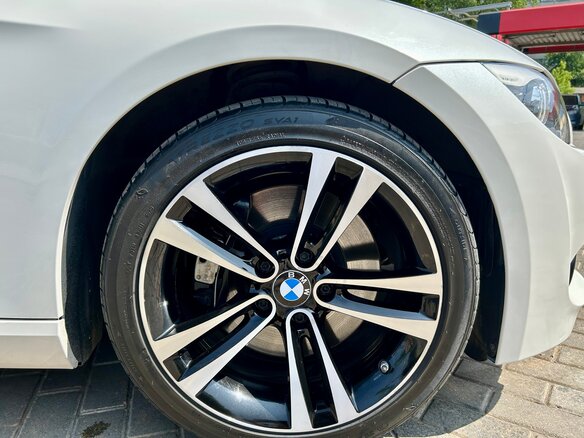 2011 BMW 3 серии 328i xDrive V (E90/E91/E92/E93) Рестайлинг, белый, 1250000 рублей - вид 5