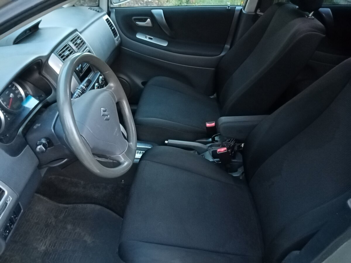 Купить б/у Suzuki Liana I 1.6 AT (103 л.с.) бензин автомат на Бору ...