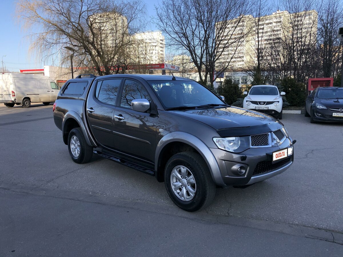 Mitsubishi l200 iv