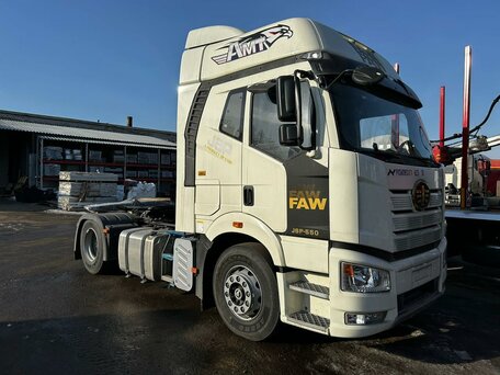 Купить новый FAW J6 CA4250 дизель автомат в Санкт-Петербурге