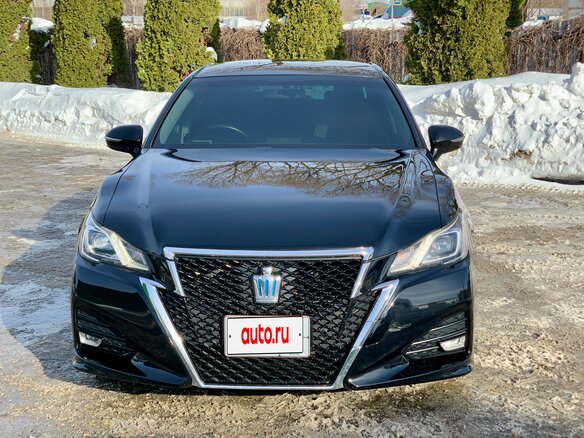 2015 Toyota Crown XIV (S210) Рестайлинг, чёрный, 2390000 рублей