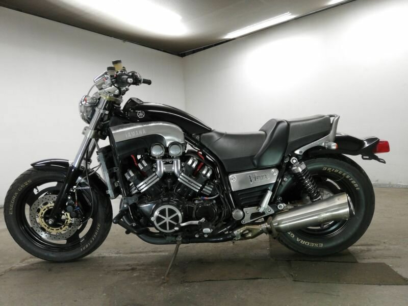 Купить б/у Yamaha VMAX 1200 во