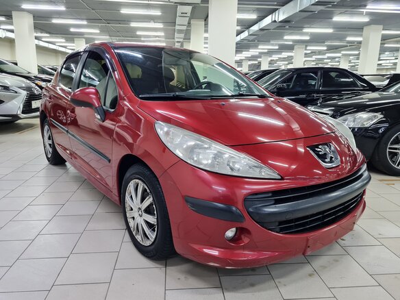 2008 Peugeot 207 I, красный - вид 2