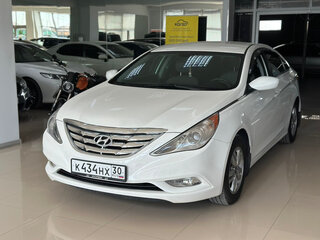 2011 Hyundai Sonata VI (YF), белый, 1350000 рублей, вид 1