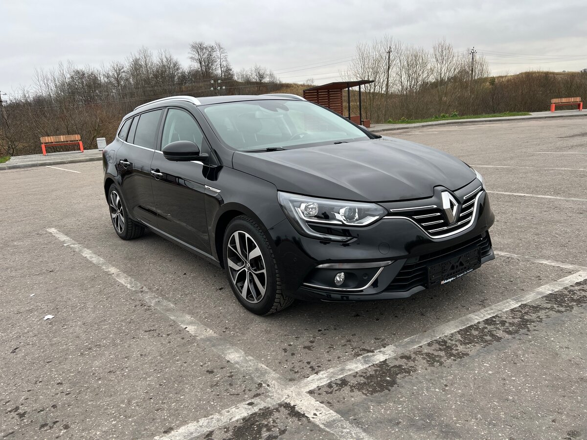 Купить б/у Renault Megane IV 1.3 MT (140 л.с.) бензин механика в Пскове ...