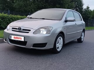 2004 Toyota Corolla IX (E120, E130) Рестайлинг, серебристый, 350000 рублей, вид 1