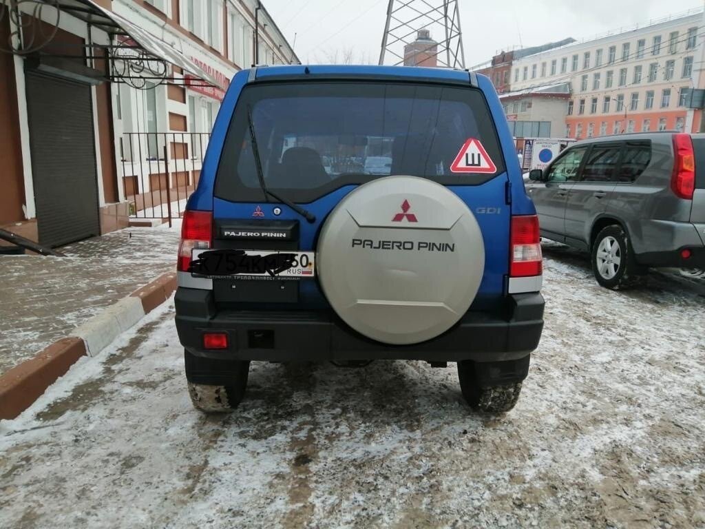 Паджеро пинин 2002