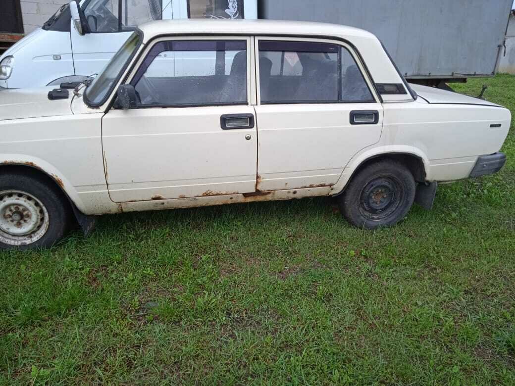 Купить б/у Lada (ВАЗ) 2107 1982-2012 1.5 MT (72 л.с.) бензин механика в ...