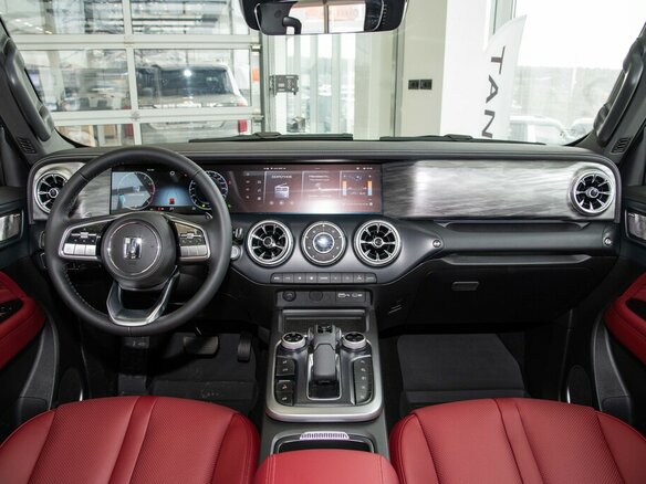 2026 Tank 300 I, белый, 5249000 рублей - вид 2