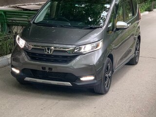 2020 Honda Freed II Рестайлинг, серый, 1999999 рублей, вид 1