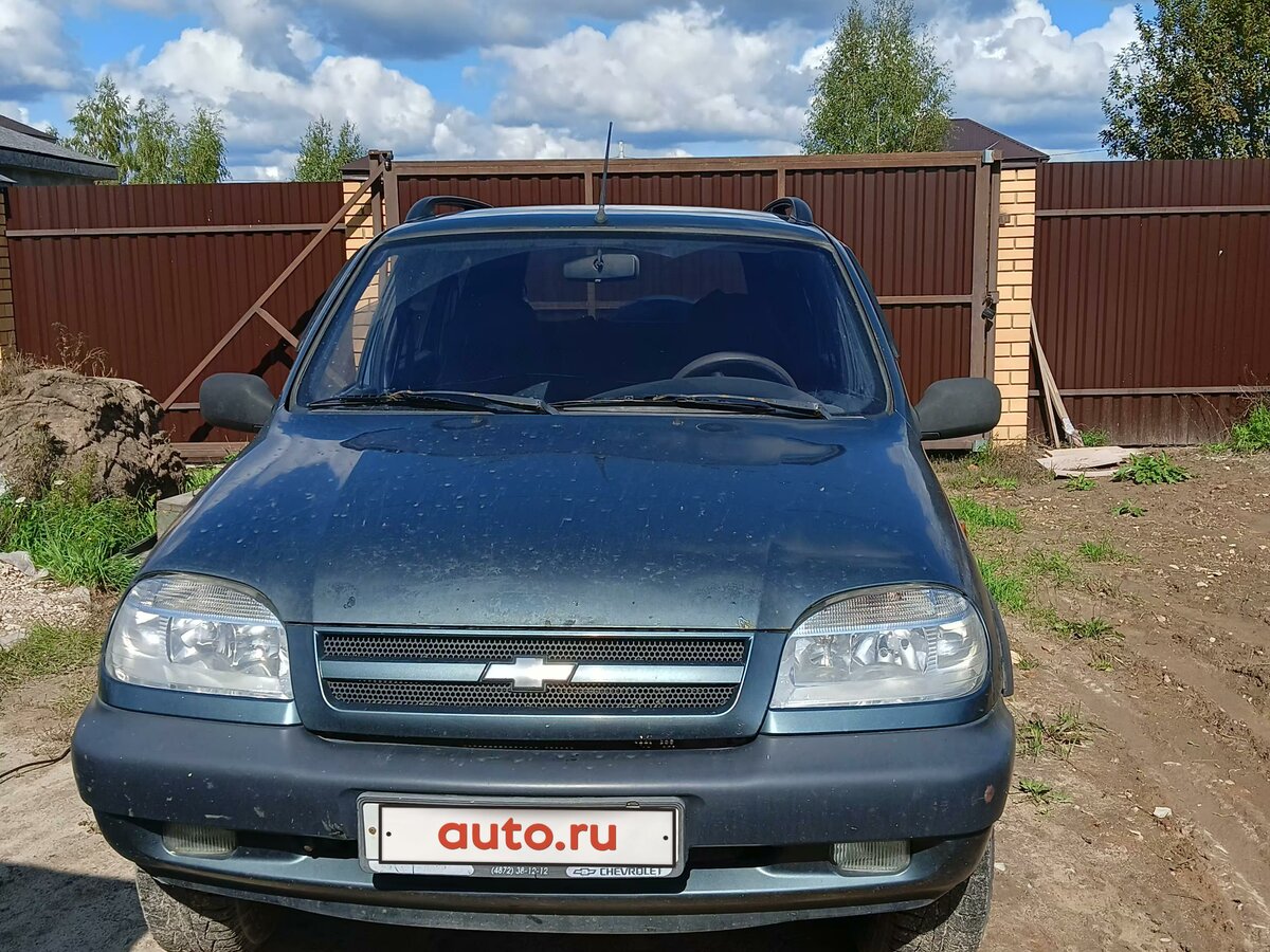 Купить б/у Chevrolet Niva I 1.7 MT (80 л.с.) 4WD бензин механика в ...