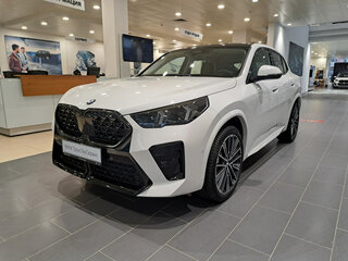 2025 BMW X2 xDrive25i II (U10), белый, 6400000 рублей, вид 1