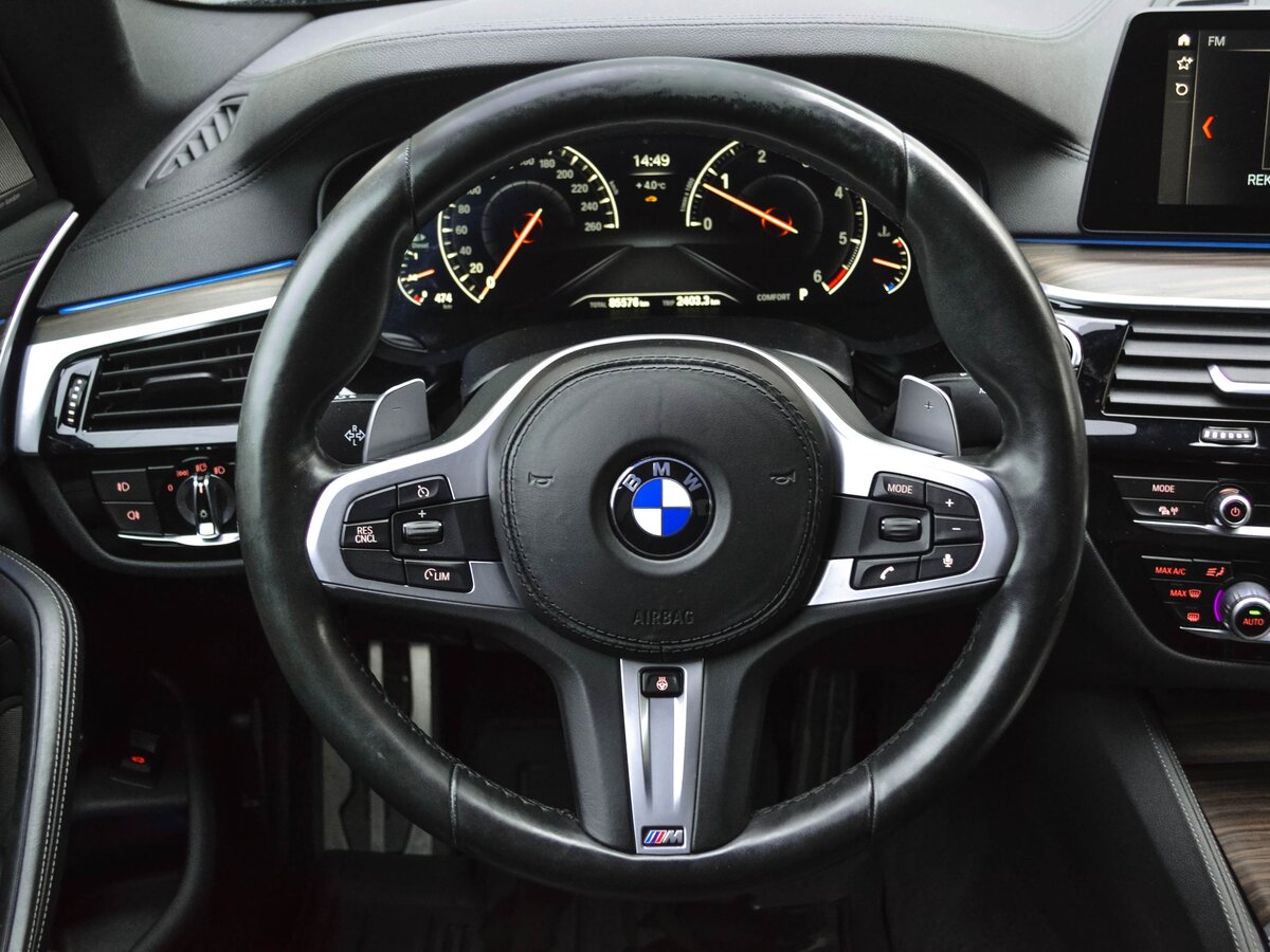BMW 5ER - фото 10