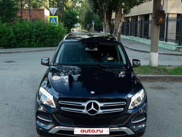 2016 Mercedes-Benz GLE 400 I (W166), синий, 4250000 рублей - вид 1
