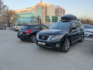 2015 Nissan Pathfinder IV, чёрный, 2400000 рублей, вид 1