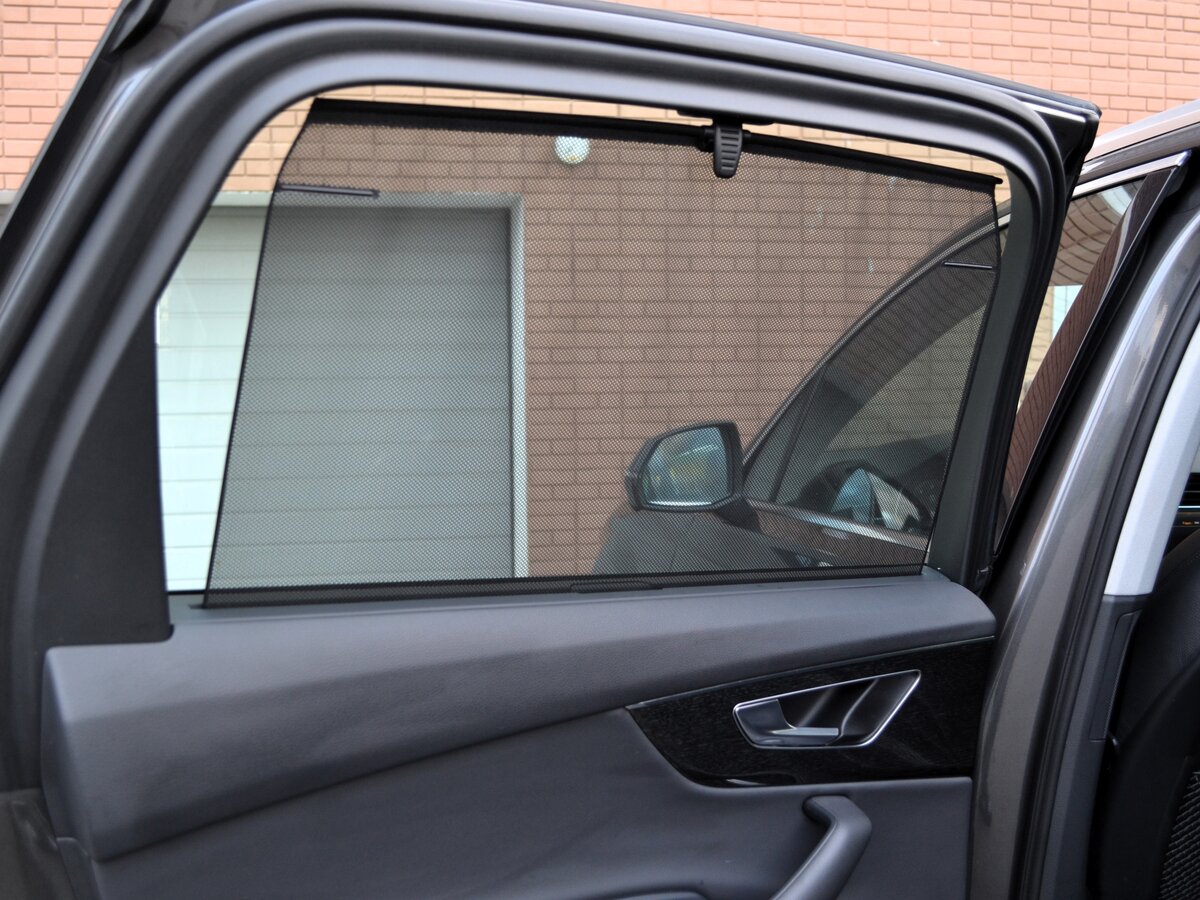 AUDI Q7 - фото 17