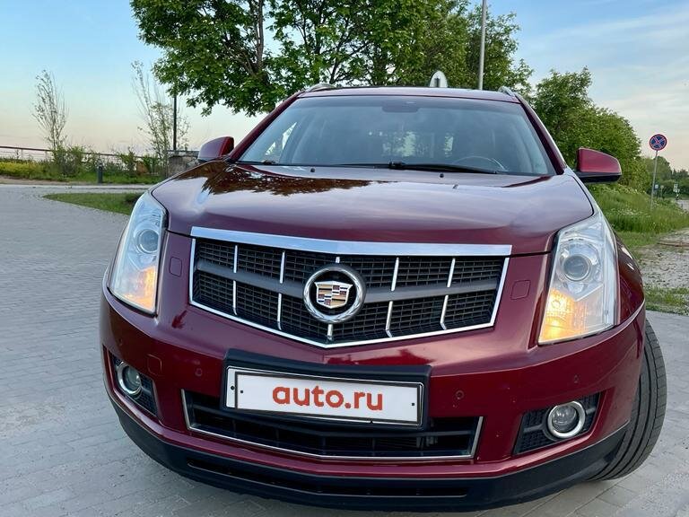 Купить б/у Cadillac SRX II 3.0 AT (271 л.с.) 4WD бензин автомат в ...