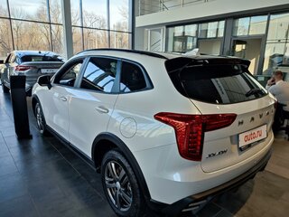 2024 Haval Jolion I Рестайлинг, белый, 2200000 рублей, вид 4