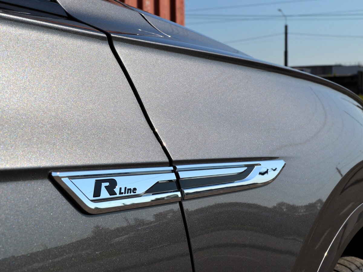 VOLKSWAGEN TOUAREG - фото 19