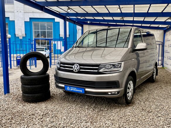 2018 Volkswagen Caravelle T6, бежевый