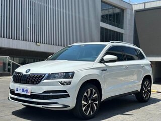 2024 Skoda Karoq DSG7 I, белый, 2480000 рублей, вид 1