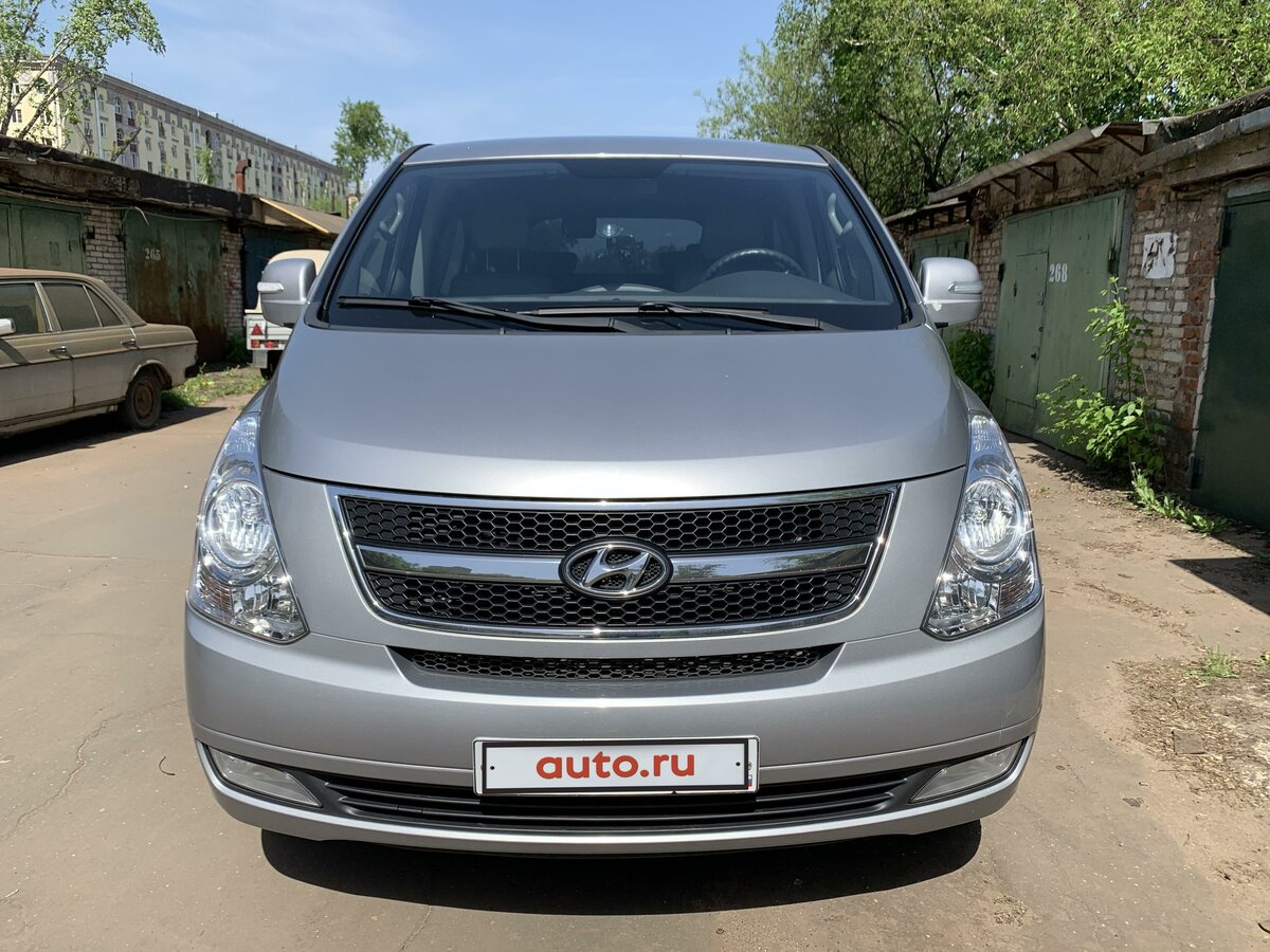 Hyundai starex i