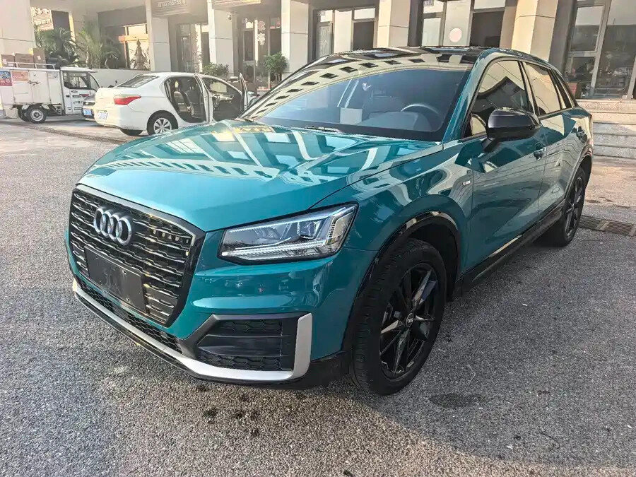 Audi Q2 L I