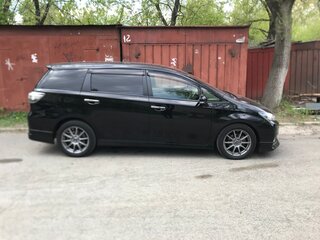   Toyota Wish II  18 CVT 130  4WD         II   2014    1  450 000   