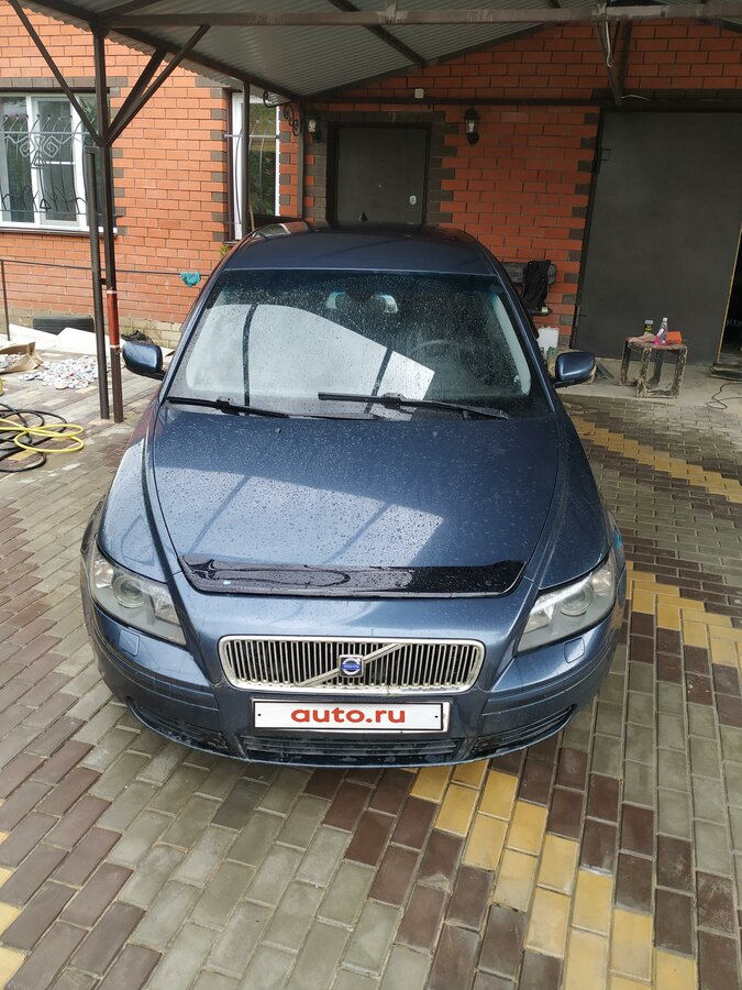 Купить б/у Volvo V50 I 1.6 MT (101 л.с.) бензин механика в