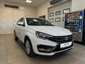 2025 Lada (ВАЗ) Vesta I Рестайлинг (NG), белый - вид 3