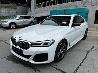 2022 BMW 5 серии 520i VII (G30/G31) Рестайлинг, белый, 3200000 рублей, вид 1