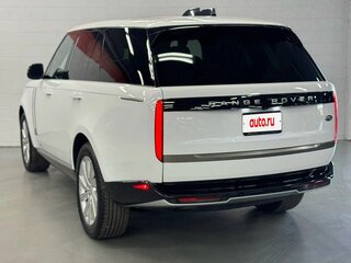 2023 Land Rover Range Rover P400 MHEV V, белый, 12365000 рублей, вид 4