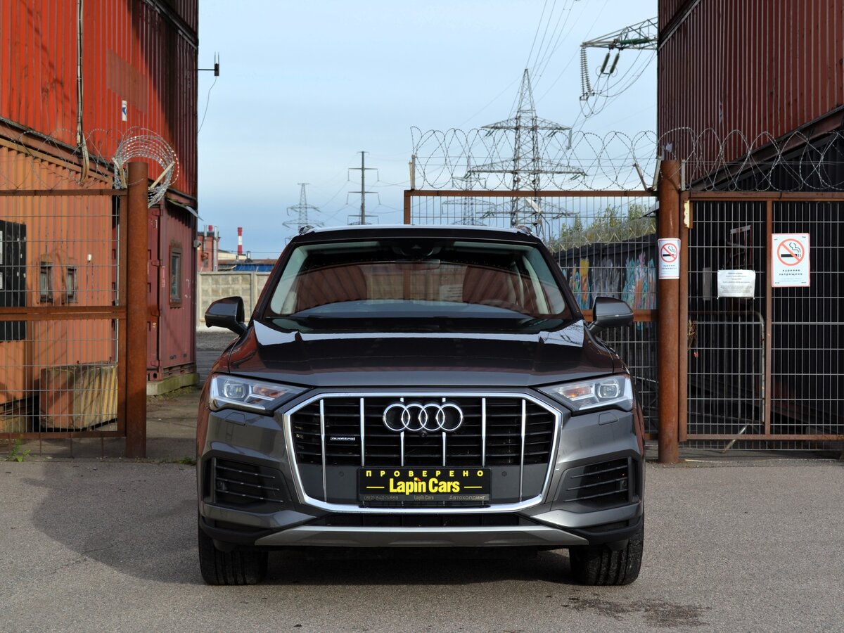 AUDI Q7 - фото 2