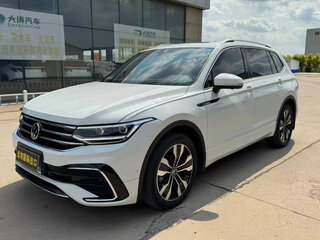 2022 Volkswagen Tiguan L II Рестайлинг (China Market), белый, 3380000 рублей, вид 1