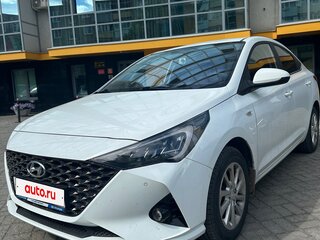 2020 Hyundai Solaris II Рестайлинг, белый, 1700000 рублей, вид 1