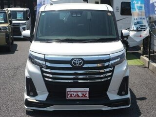2022 Toyota Roomy I Рестайлинг, белый, 935000 рублей, вид 1