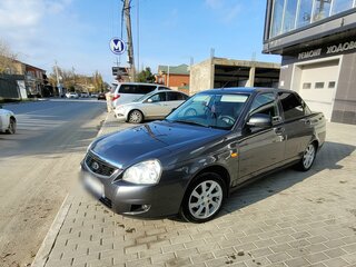 2014 Lada (ВАЗ) Priora I Рестайлинг, серый, 700000 рублей, вид 1