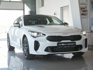 2023 Kia Stinger I Рестайлинг, белый, 4699900 рублей, вид 3