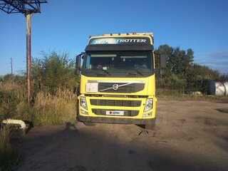 2012 Volvo FM, жёлтый, 5500000 рублей, вид 1