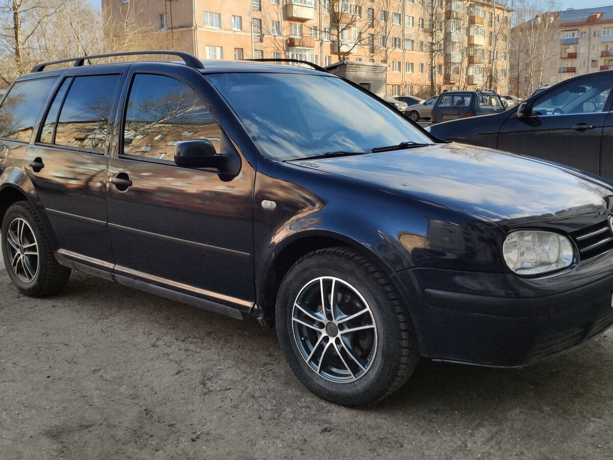 Купить б/у Volkswagen Golf IV 1.4 MT (75 л.с.) бензин механика в ...