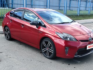 2012 Toyota Prius III Рестайлинг (XW30), красный, 1415000 рублей, вид 1