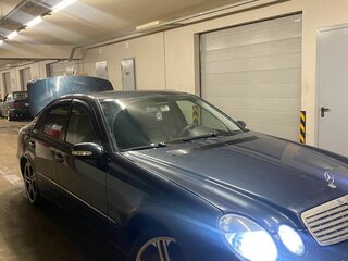 2002 Mercedes-Benz E-Класс 240 III (W211, S211), синий, 650000 рублей, вид 1