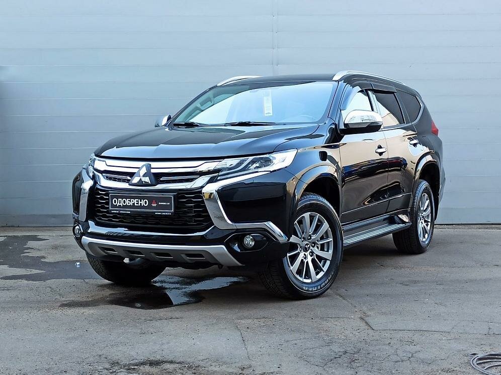Mitsubishi pajero sport iii