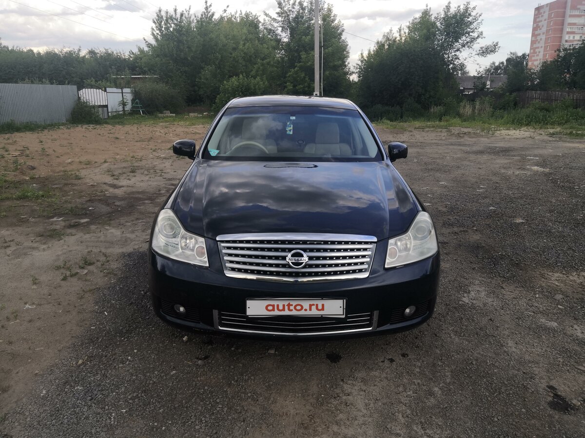 Nissan Fuga Абхазия