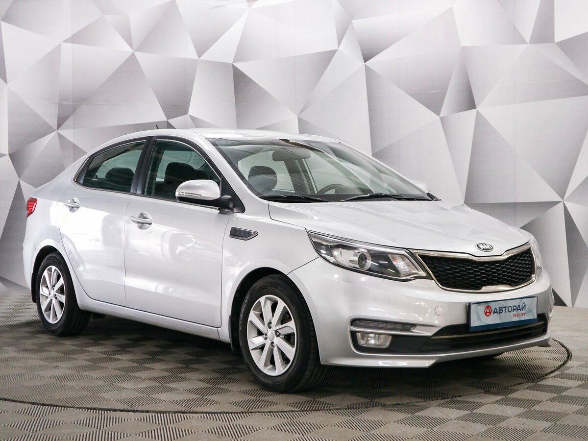 Концерн KIA выпустил серию авто, посвященную Лиге Европы УЕФА :: Autonews