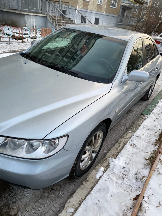 Hyundai grandeur iv