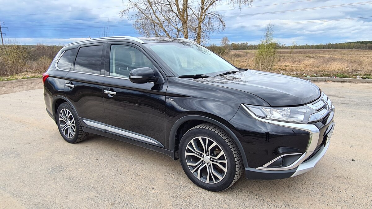 Купить б/у Mitsubishi Outlander III Рестайлинг 2 3.0 AT