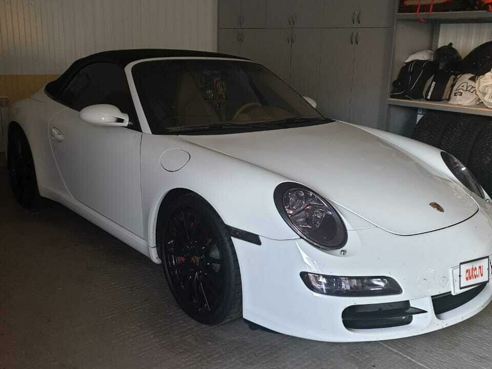 Белый порше кабриолет