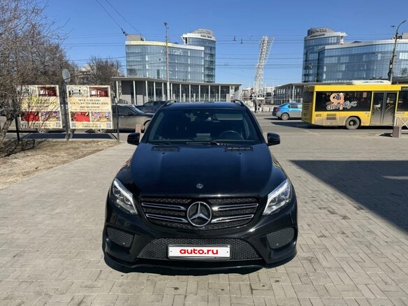 2017 Mercedes-Benz GLE 350 d I (W166), чёрный, 4050000 рублей - вид 1