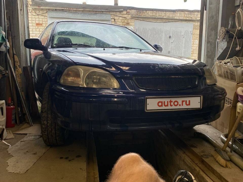 Купить б/у Honda Civic VI 1.5 MT (115 л.с.) бензин механика в ...